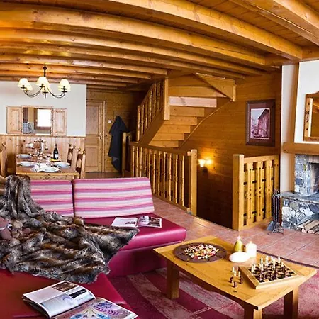 Les Menuires Sleeps 9 Pool Wifi * Сен-Мартен-де-Бельвиль