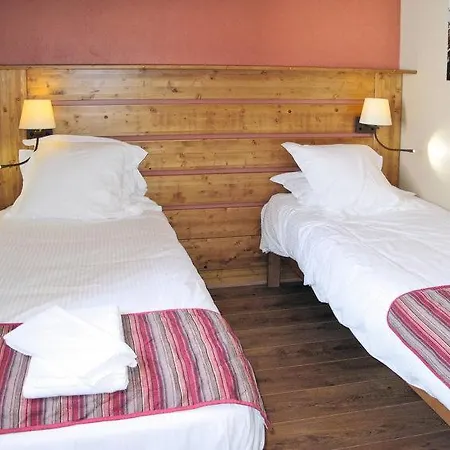 Les Menuires Sleeps 9 Pool Wifi